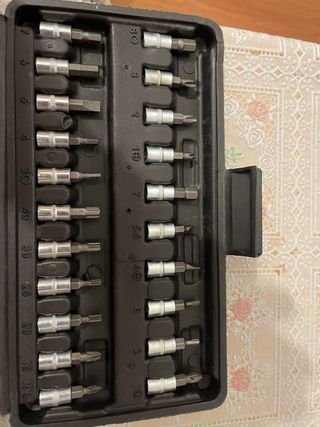 Caja de herramientas 46 piezas