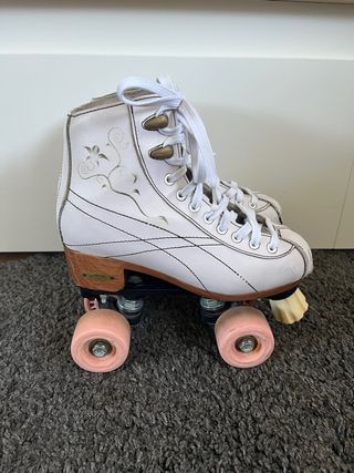 Patines de 4 ruedas blancos