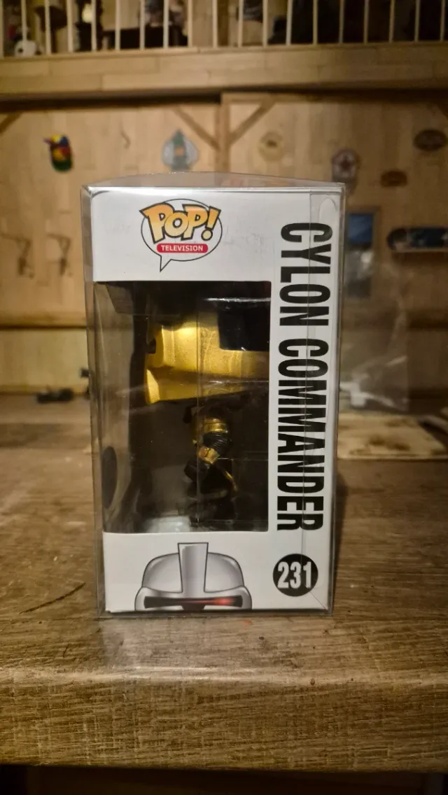 Funko Pop! Cylon Commander 231 Battlestar Galactic