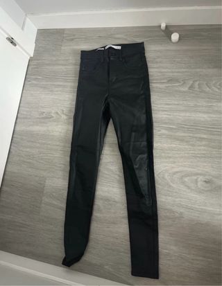 Pantalones de cuero negros