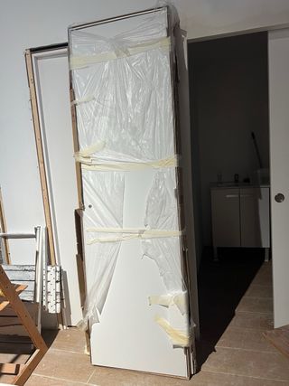 Puerta interior blanca