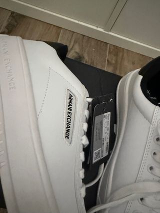 Scarpe Armani Exchange bianche nuove