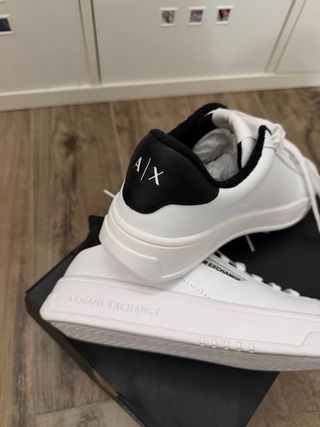 Scarpe Armani Exchange bianche nuove