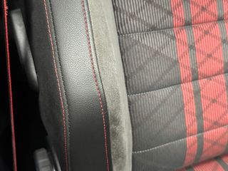 Volkswagen Golf Volkswagen Golf GTI TCR 2.0 TSI 213kW(290CV) DSG