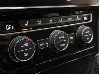 Volkswagen Golf Volkswagen Golf GTI TCR 2.0 TSI 213kW(290CV) DSG