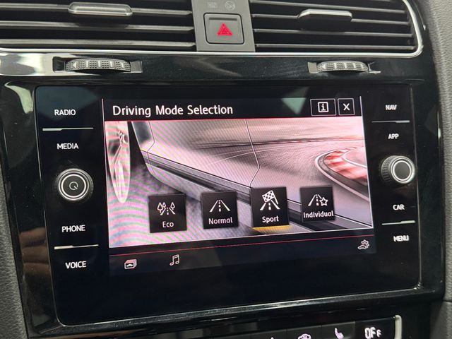 Volkswagen Golf Volkswagen Golf GTI TCR 2.0 TSI 213kW(290CV) DSG