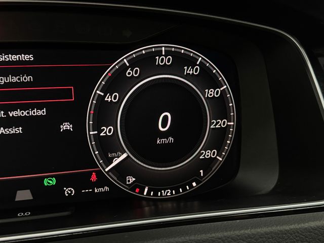 Volkswagen Golf Volkswagen Golf GTI TCR 2.0 TSI 213kW(290CV) DSG