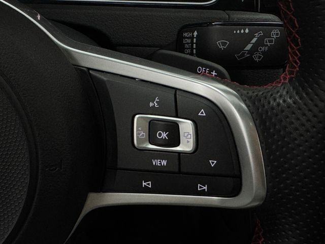 Volkswagen Golf Volkswagen Golf GTI TCR 2.0 TSI 213kW(290CV) DSG