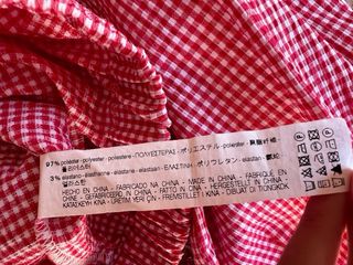 Top cuadros Vichy escote barco lazada puño de Zara