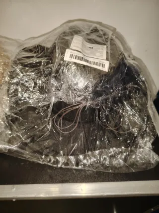 Sombrero estilo cowboy beige y negro