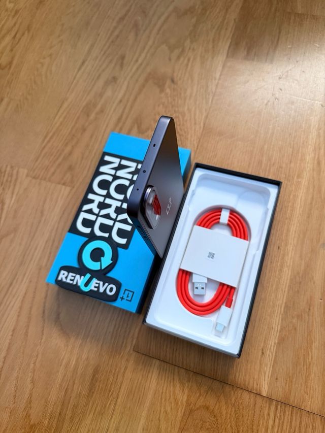 OnePlus Nord 5 (12/512 GB) // Sin estrenar