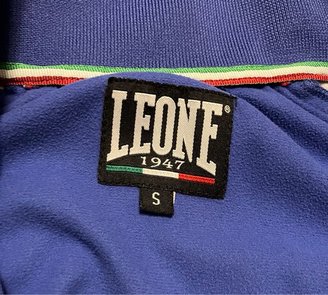 Tuta Leone Blu con Strisce Tricolore