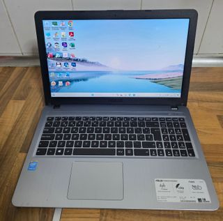 Ordenador portátil ASUS Intel Core i3, 8GB RAM