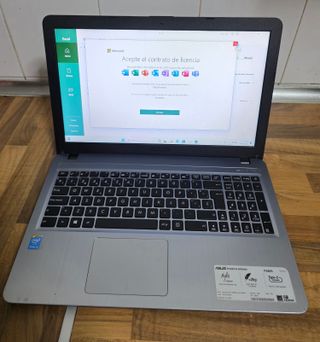 Ordenador portátil ASUS Intel Core i3, 8GB RAM