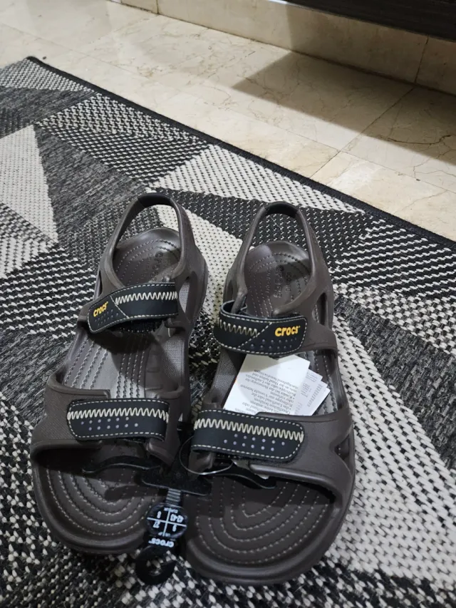 Sandalias Crocs Marrones Talla 42-43