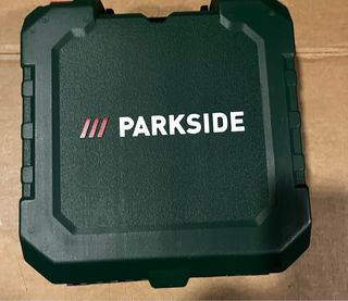 Atornillador taladro Parkside 20V completo