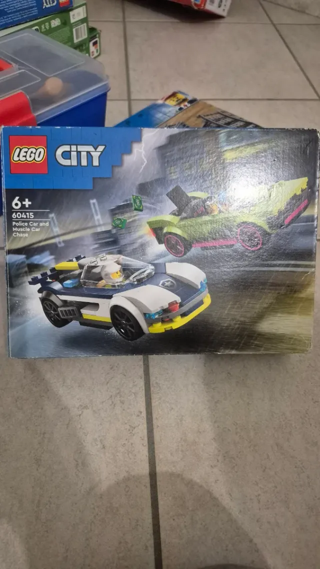 Lego City 60415 Macchina Polizia e Muscle Car
