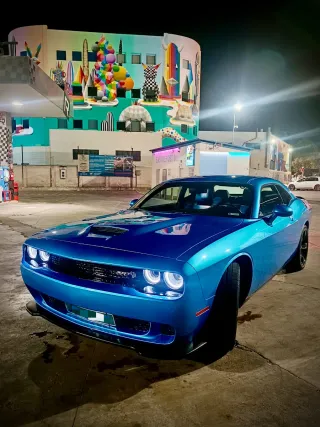 Dodge challenger  2019