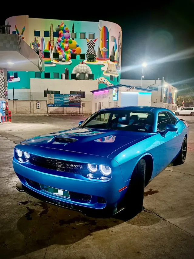 Dodge challenger  2019