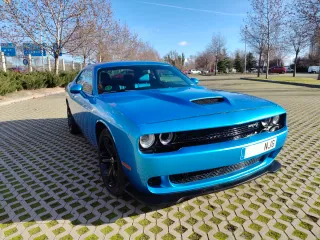 Dodge challenger  2019