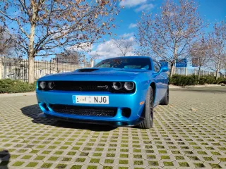 Dodge challenger  2019
