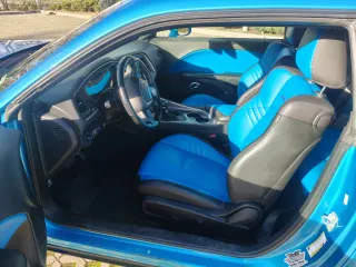 Dodge challenger  2019