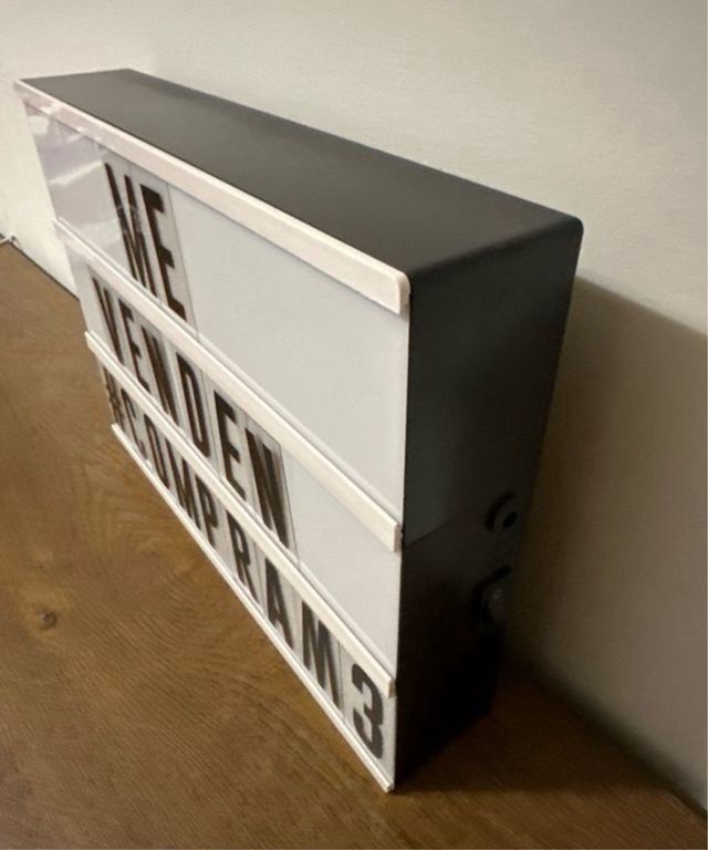 Caja de Luz LED con Letras y Números