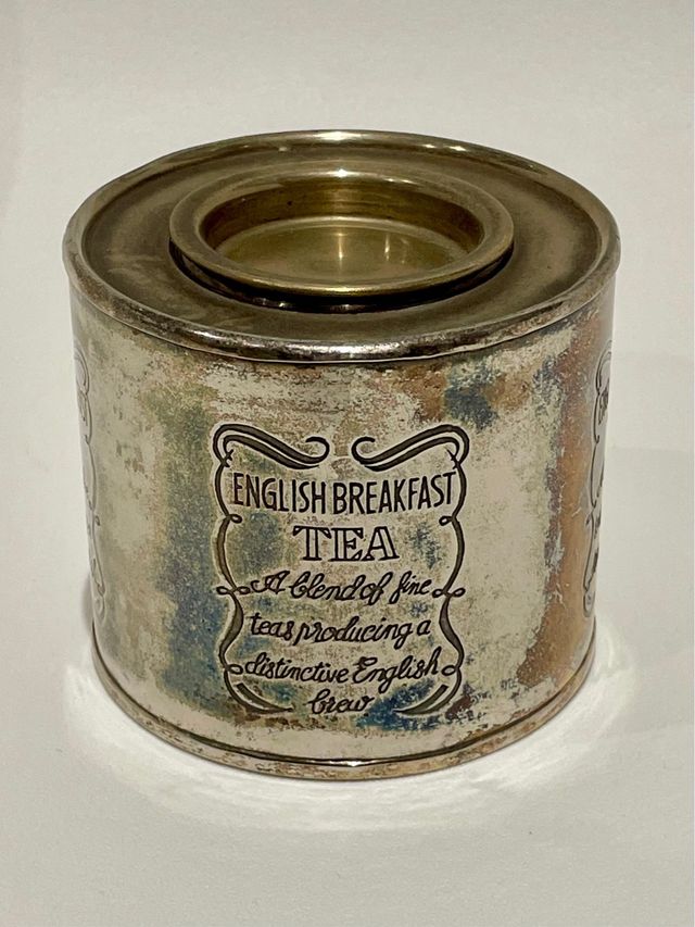 Lata de té vintage plateada English Breakfast Tea