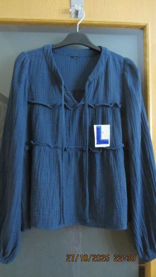 LOTE X 10€, Faldas, blusa, sudadera, tejanos. T.40