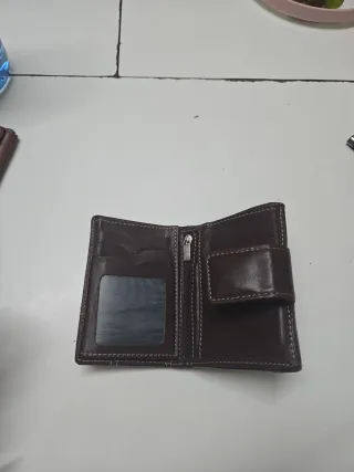 Cartera de piel cuero pequeña