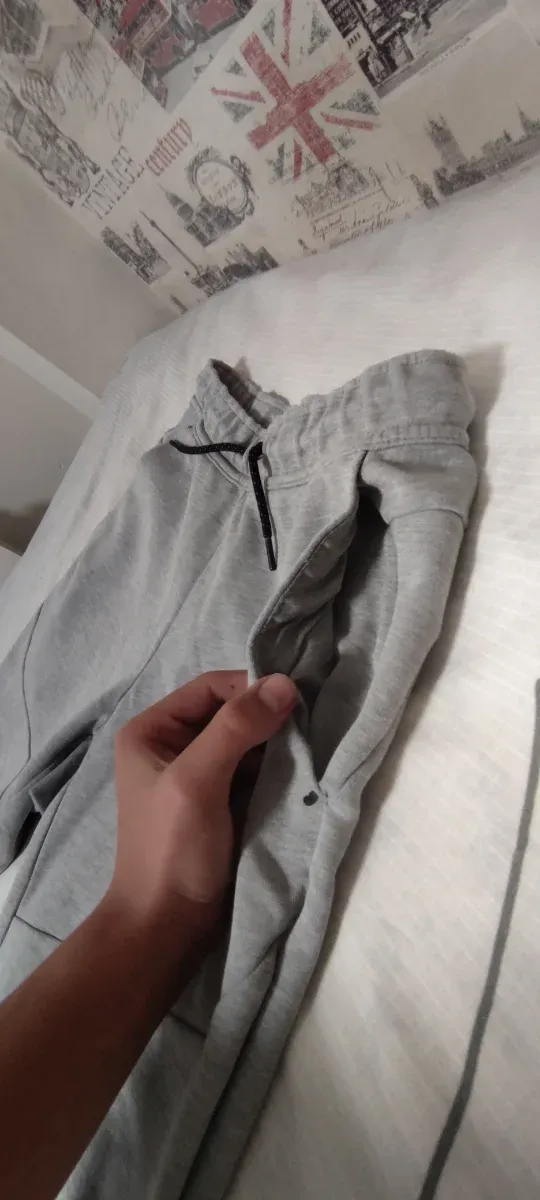 Pantalón Nike Tech Gris Talla: XS de hombre