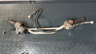 Guiador Aprilia RX50 com Comandos