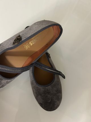 Merceditas Duches niña grises nuevas