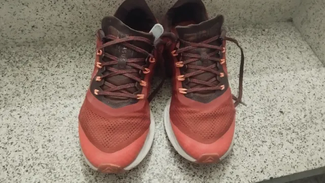 Zapatillas Nike Running Rojas y Negras