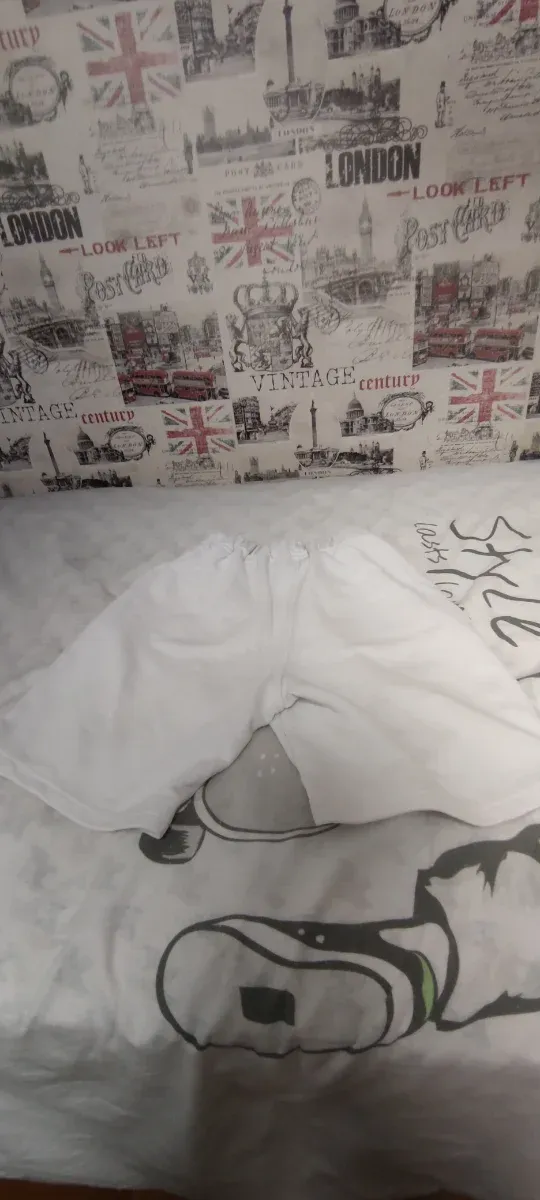 Pantalón corto blanco trapstard