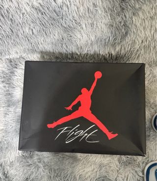 Air Jordan 4 Retro Military Blue