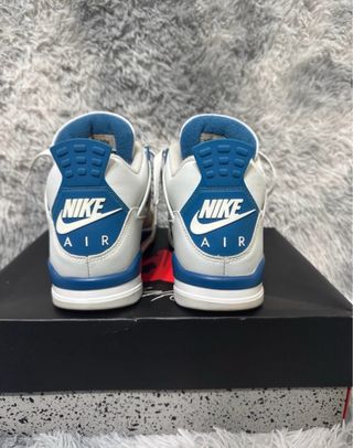 Air Jordan 4 Retro Military Blue