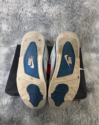 Air Jordan 4 Retro Military Blue