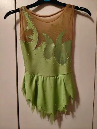 Maillot Gimnasia  Verde Brillante niñas a mano