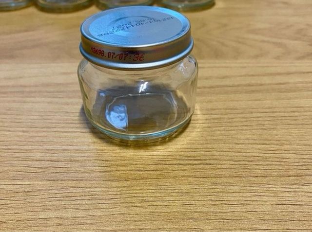 Set 15 vasetti di vetro con tappo in metallo