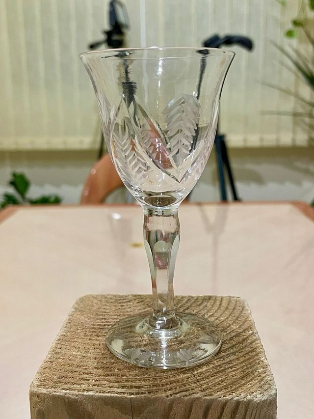 Copas vidrio uranio grabadas (1930-1940)