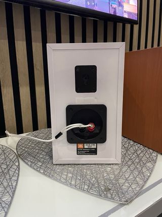 Altavoces JBL Activos Bluetooth Blancos