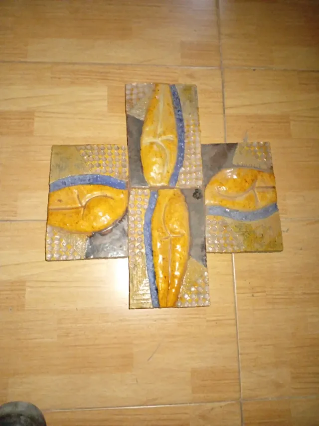 Cuadro Decorativo Cruz Cerámica