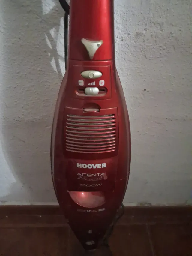 Aspiradora Hoover Acienta Roja