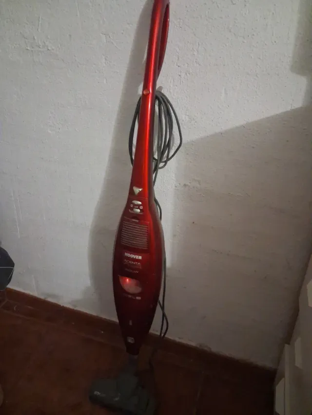 Aspiradora Hoover Acienta Roja