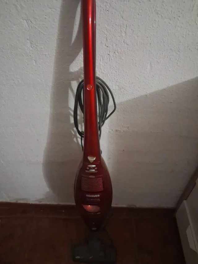 Aspiradora Hoover Acienta Roja