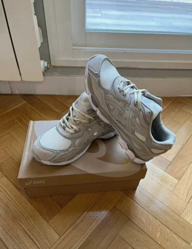 Zapatillas ASICS Talla 42