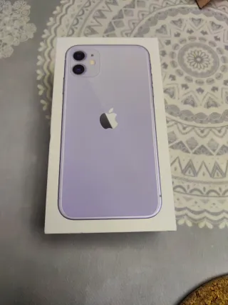 iPhone 11 128GB Morado