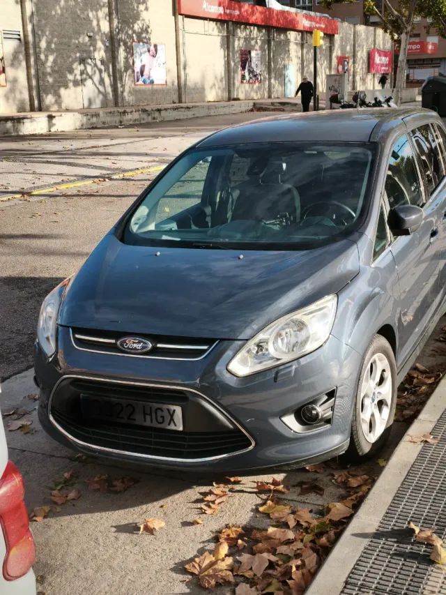 Ford Grand C-MAX 2012