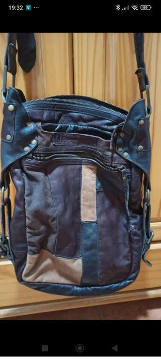 Bolso grande de piel vuelta y tela